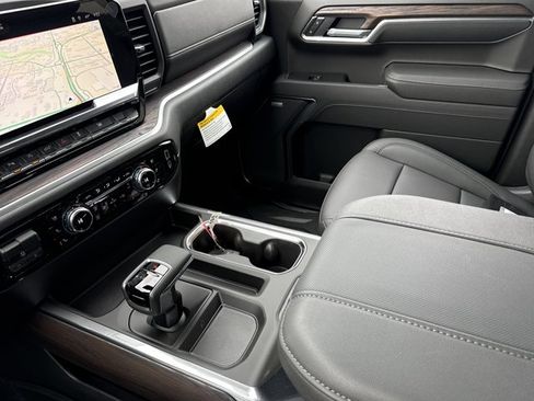 New 2026 GMC Sierra 1500 SLT AWD/4WD image 24