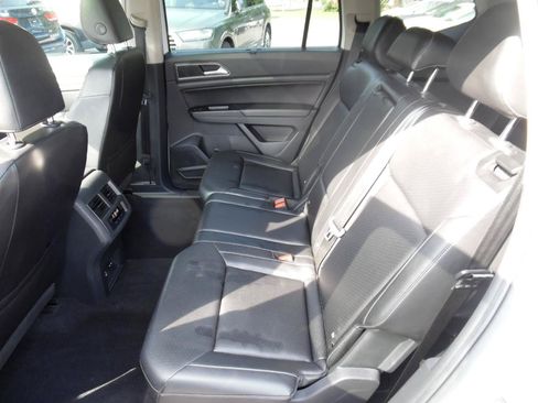Used 2019 Volkswagen Atlas SEL FWD image 20