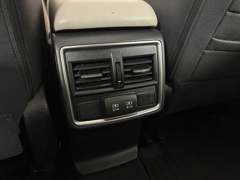 Certified 2023 Subaru Forester Premium image 22