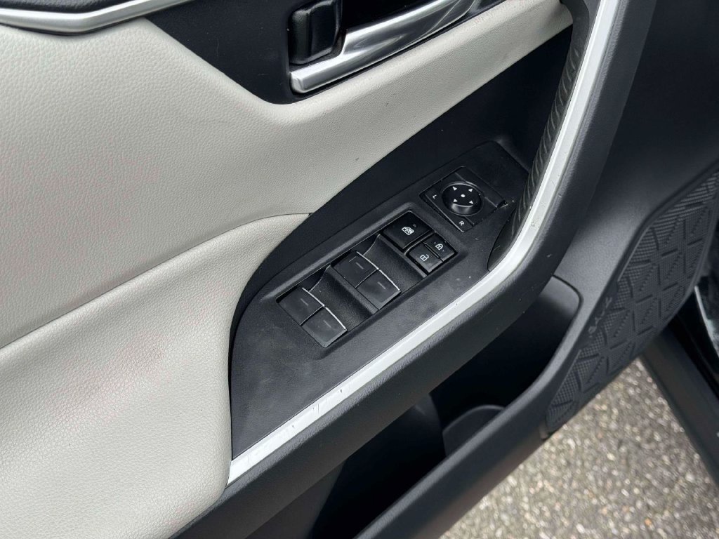 Used 2024 Toyota RAV4 XLE Premium w/ Weather Package AWD/4WD image 18