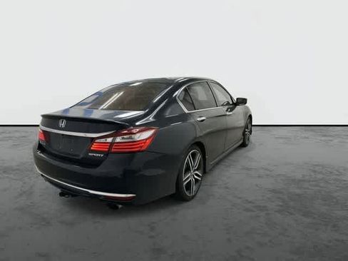 Used 2016 Honda Accord Sport image 3