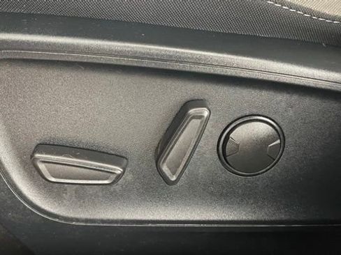 Used 2021 Ford Escape SE w/ Convenience Package image 34