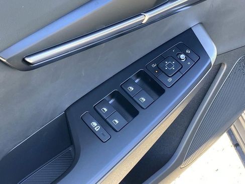 New 2025 Kia EV6 Light w/ Light LR Technology Package image 16