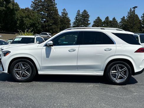 New 2026 Mercedes-Benz GLE 580 4MATIC image 2