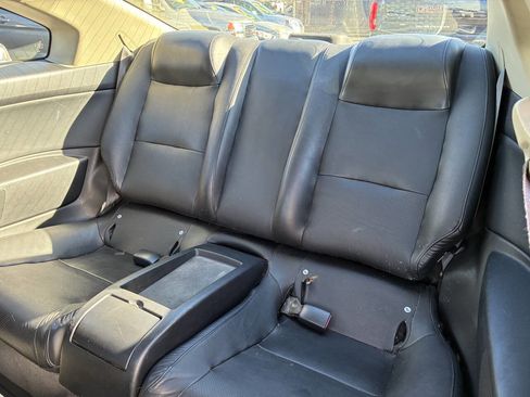 Used 2004 INFINITI G35 Base RWD 2dr Coupe w/ Premium Pkg image 4