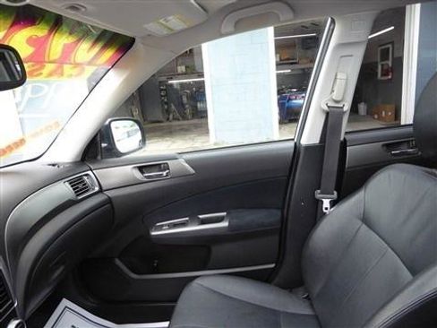 Used 2011 Subaru Forester 2.5X Touring w/ Popular Equipment Group 4B AWD/4WD image 18