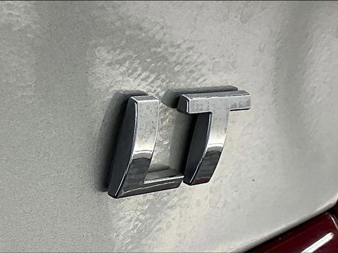 Used 2022 Chevrolet Malibu LT image 7