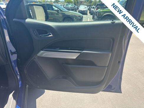 Used 2015 Chevrolet Colorado LT w/ Luxury Package AWD/4WD image 10