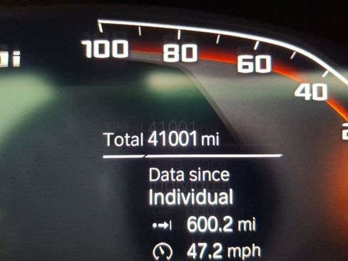 Used 2023 BMW X4 M40i w/ Premium Package image 27