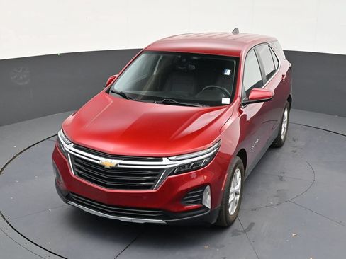 Used 2023 Chevrolet Equinox LT FWD image 19