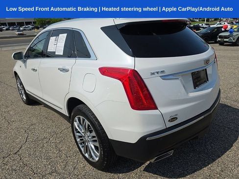 Used 2017 Cadillac XT5 Premium Luxury AWD/4WD image 6