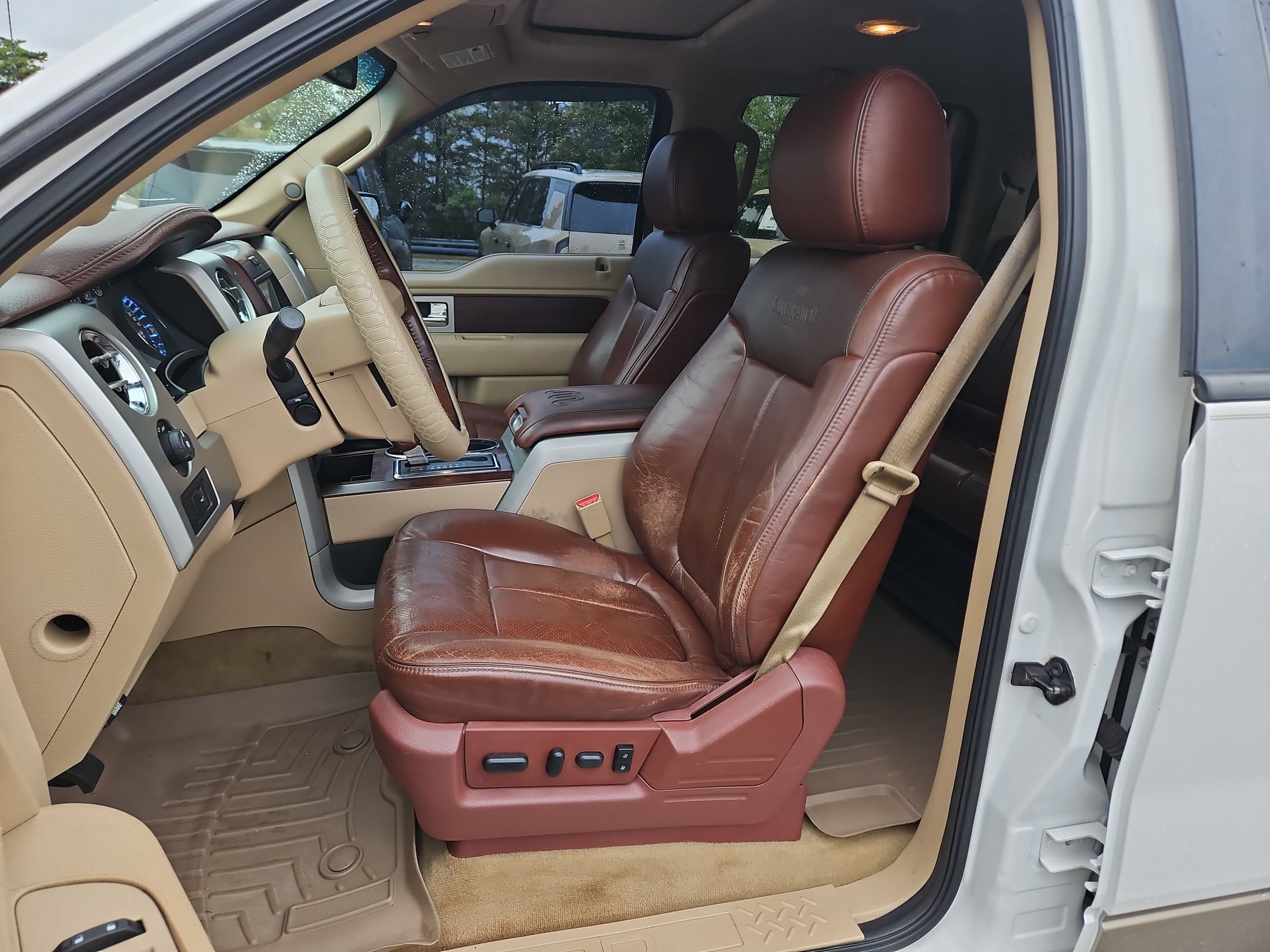 Used 2013 Ford F150 King Ranch w/ King Ranch Luxury Pkg AWD/4WD image 36