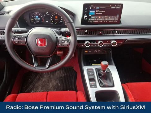 Used 2025 Honda Civic Type R image 3