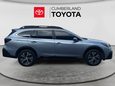 Used 2020 Subaru Outback Limited AWD/4WD image 6