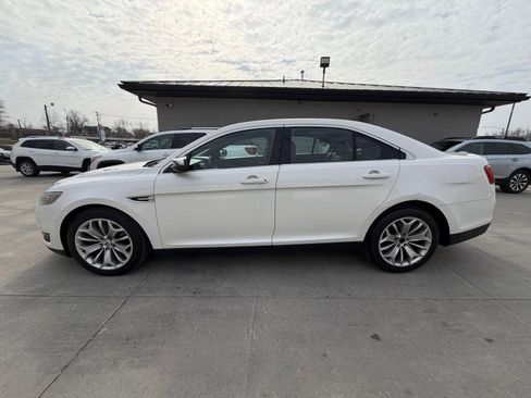 Used 2014 Ford Taurus Limited FWD image 5