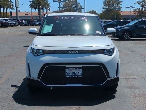 Certified 2024 Kia Soul LX w/ Option Group 015 FWD image 2