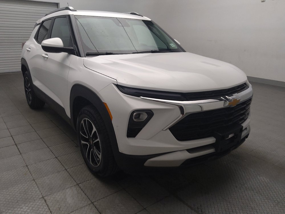 Used 2025 Chevrolet TrailBlazer LT AWD/4WD image 13