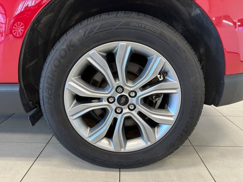 Used 2024 Ford Edge Titanium w/ Equipment Group 301A AWD/4WD image 8