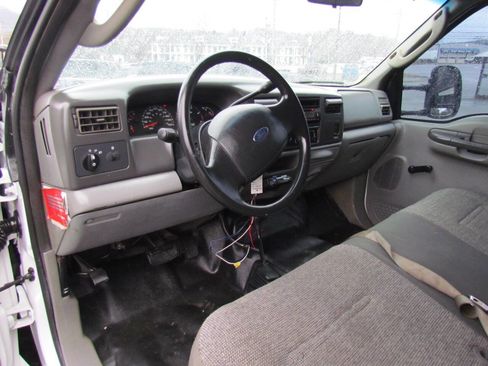 Used 2004 Ford F450 4x4 Crew Cab Super Duty image 9