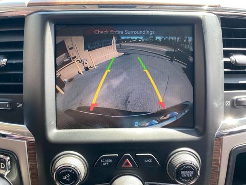 Used 2016 RAM 1500 Laramie image 16