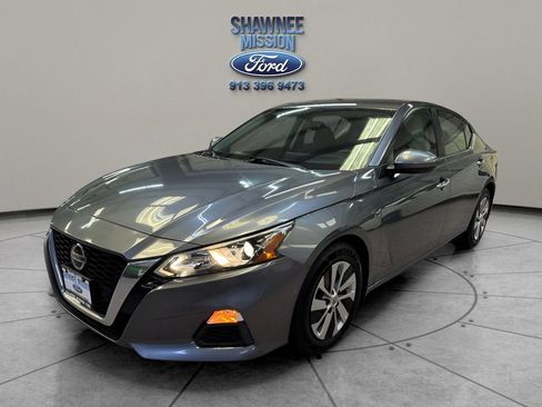 Used 2020 Nissan Altima 2.5 S image 1