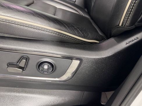 Used 2022 RAM 1500 Limited w/ Off-Road Group image 22