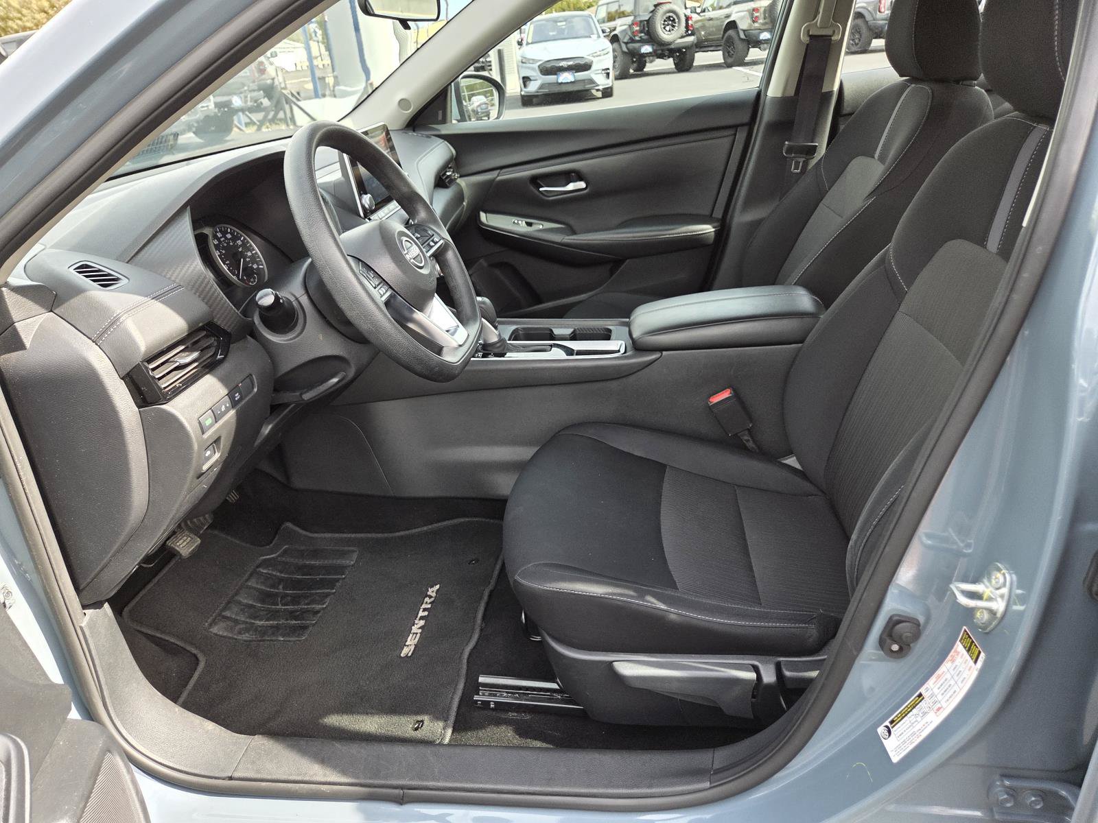 Used 2024 Nissan Sentra SV FWD image 10