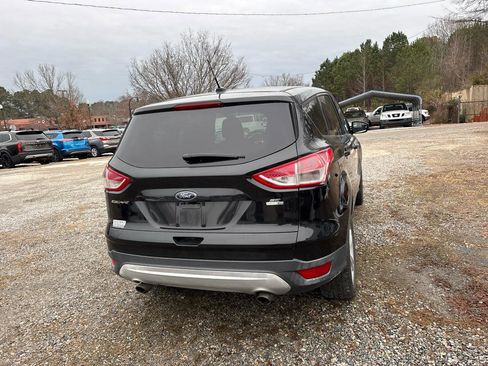 Used 2014 Ford Escape SE image 9
