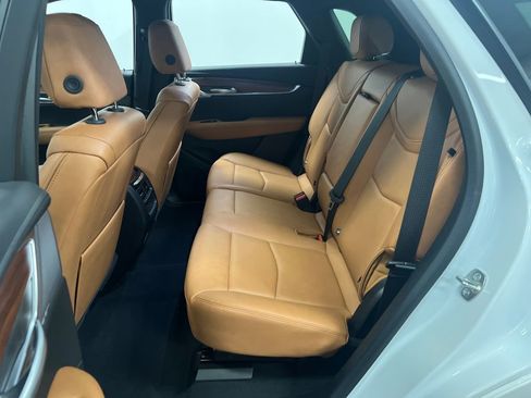 Used 2025 Cadillac XT5 Premium Luxury FWD image 27