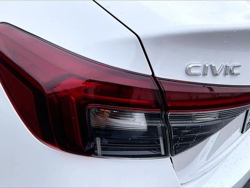 Used 2026 Honda Civic LX image 28
