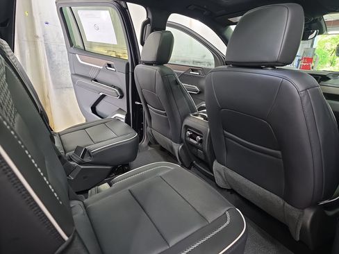 New 2026 GMC Acadia Denali w/ Super Cruise Package AWD/4WD image 11