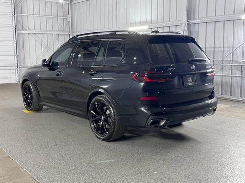 Used 2024 BMW X7 xDrive40i w/ M Sport Package AWD/4WD image 11