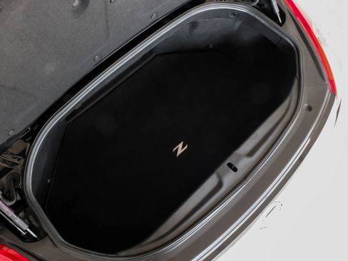 Used 2014 Nissan 370Z Roadster image 41