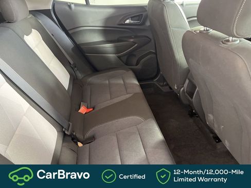 Certified 2025 Chevrolet Trax LS image 13