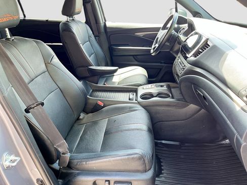 Used 2022 Honda Passport TrailSport image 29