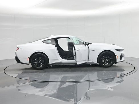 New 2026 Ford Mustang GT image 4