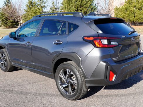 Used 2024 Subaru Crosstrek 2.0i Premium AWD/4WD image 6