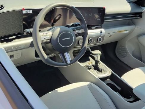New 2026 Hyundai Kona SE FWD image 5