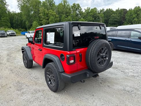 Used 2025 Jeep Wrangler Sport AWD/4WD image 10