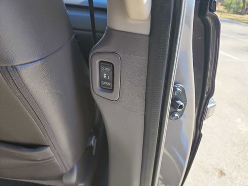 Used 2016 Honda Odyssey EX-L image 38