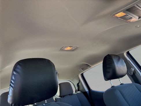 Used 2022 Toyota Tacoma SR5 w/ Technology Package image 35