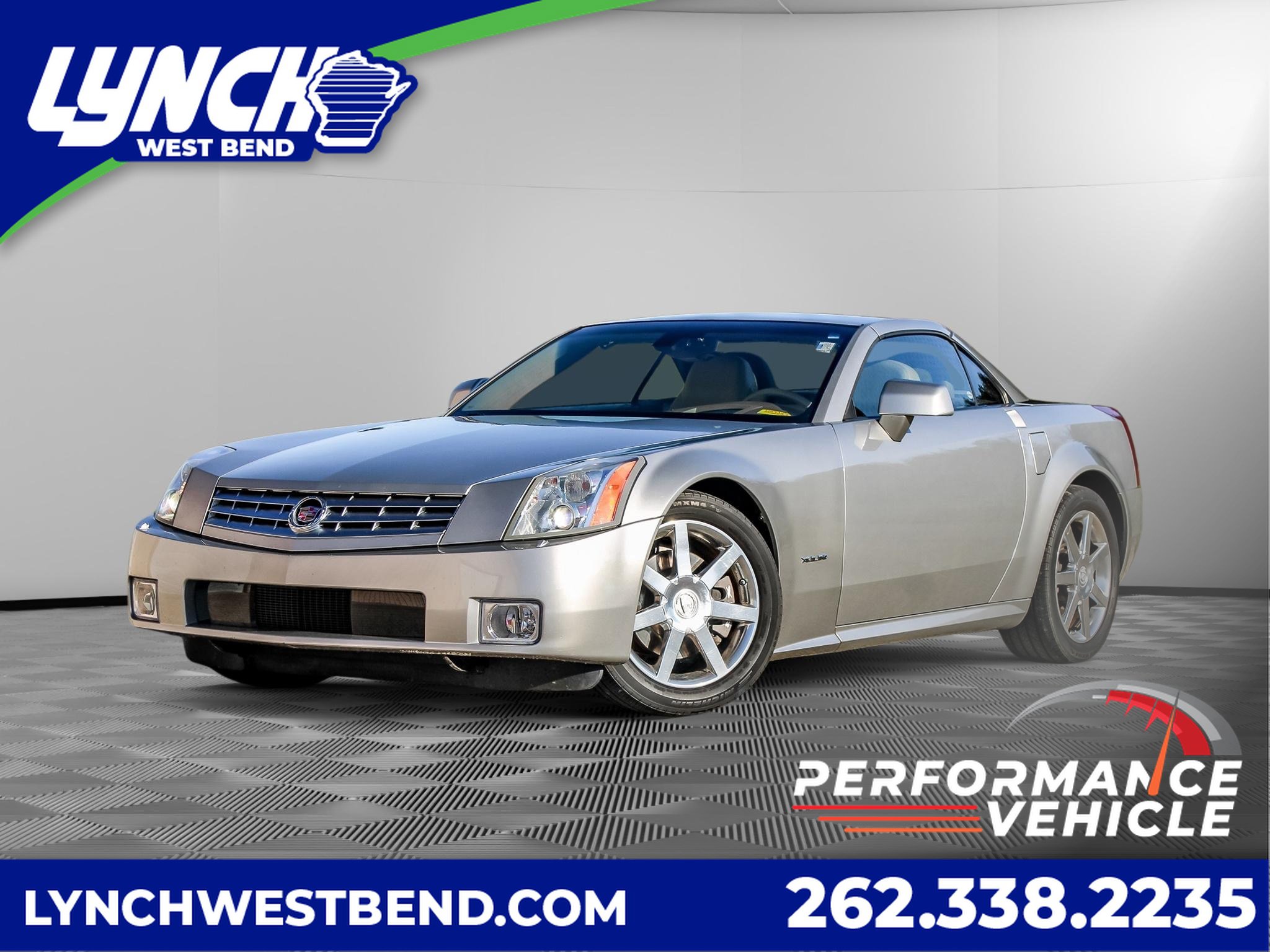Used 2004 Cadillac XLR RWD image 1