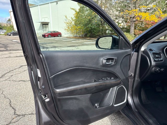 Used 2019 Jeep Compass Limited w/ Advanced Safety Group AWD/4WD image 34