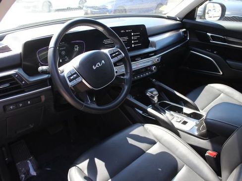 Used 2024 Kia Telluride S w/ S Sunroof Package AWD/4WD image 3
