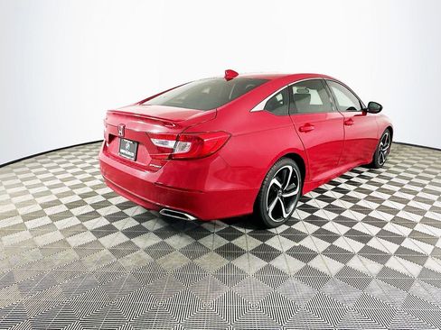 Used 2018 Honda Accord Sport image 9