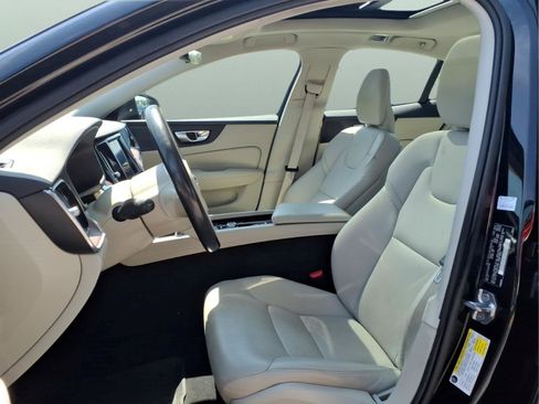 Used 2020 Volvo S60 T5 Momentum w/ Protection Package Premier FWD image 17