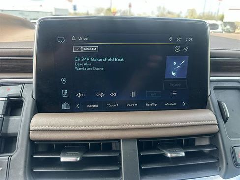 Used 2022 Chevrolet Tahoe High Country AWD/4WD image 34