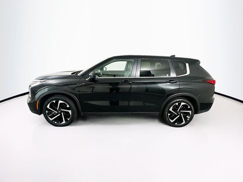 Used 2024 Mitsubishi Outlander SE AWD/4WD image 4
