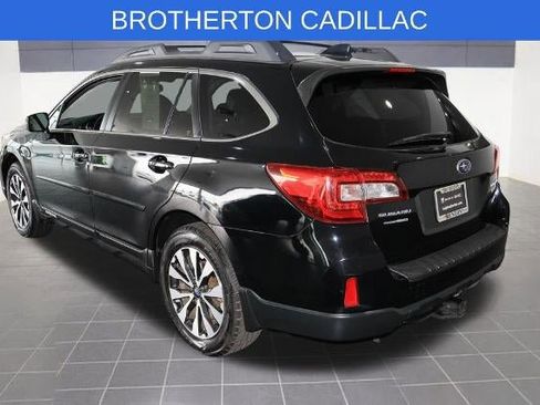 Used 2016 Subaru Outback 2.5i Limited AWD/4WD image 3