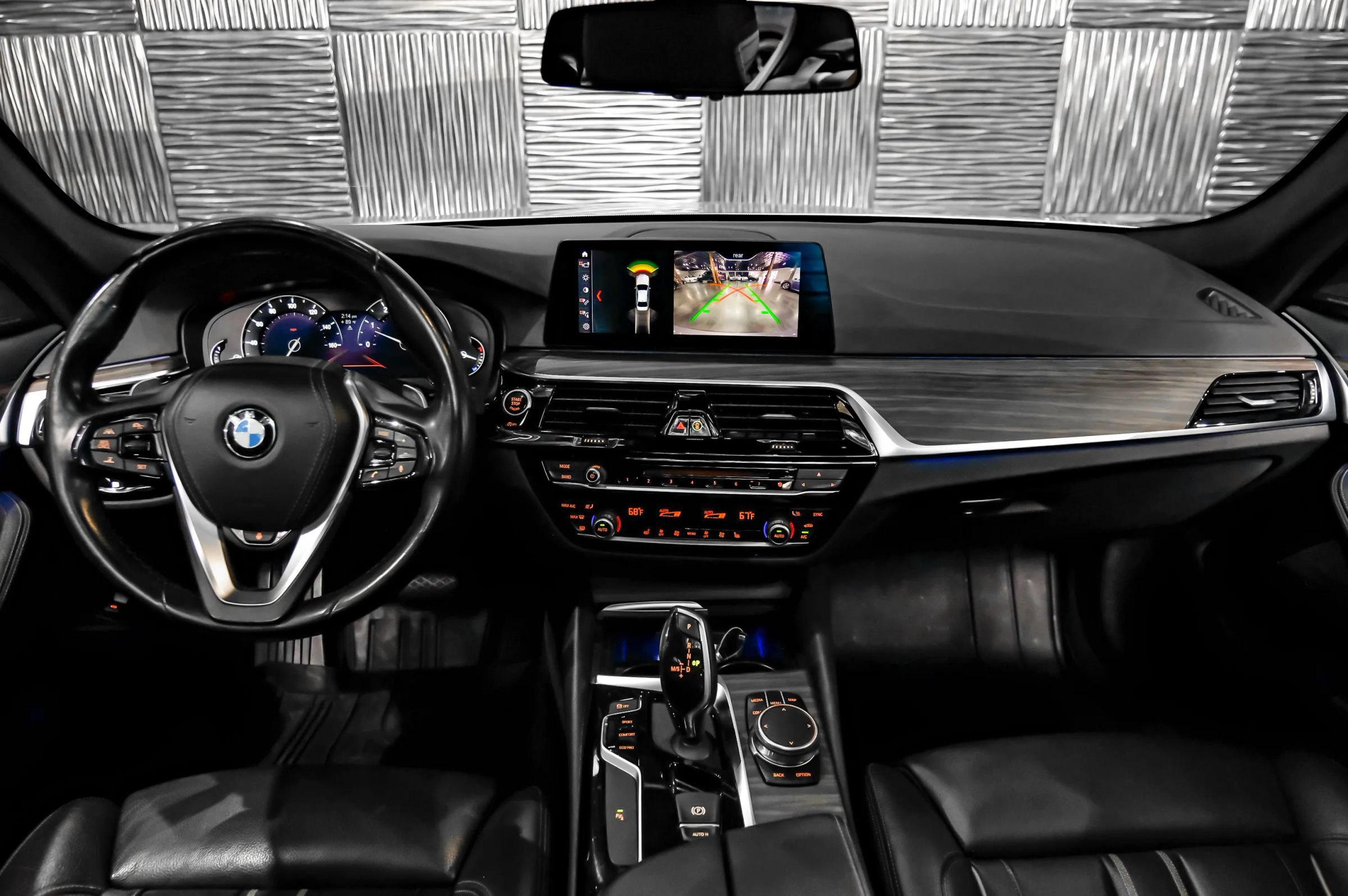 Used 2019 BMW 540i xDrive AWD/4WD image 16
